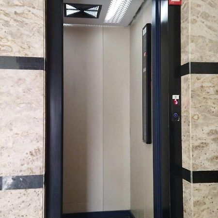 Perch Arbor-Golf Course Road Hotel Gurgaon Exterior photo