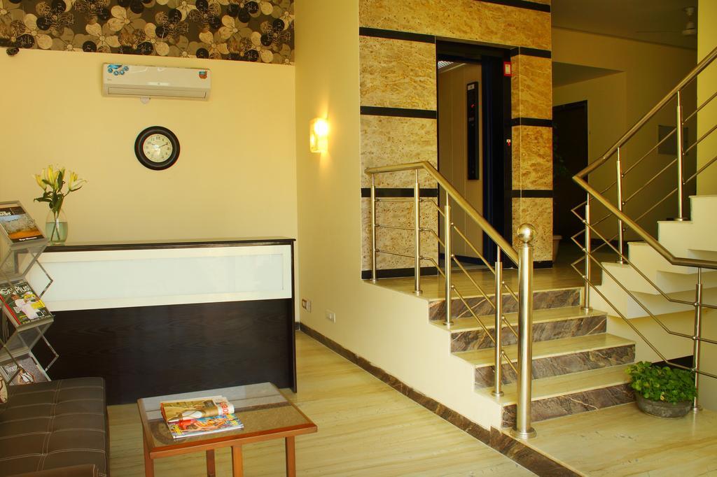 Perch Arbor-Golf Course Road Hotel Gurgaon Exterior photo