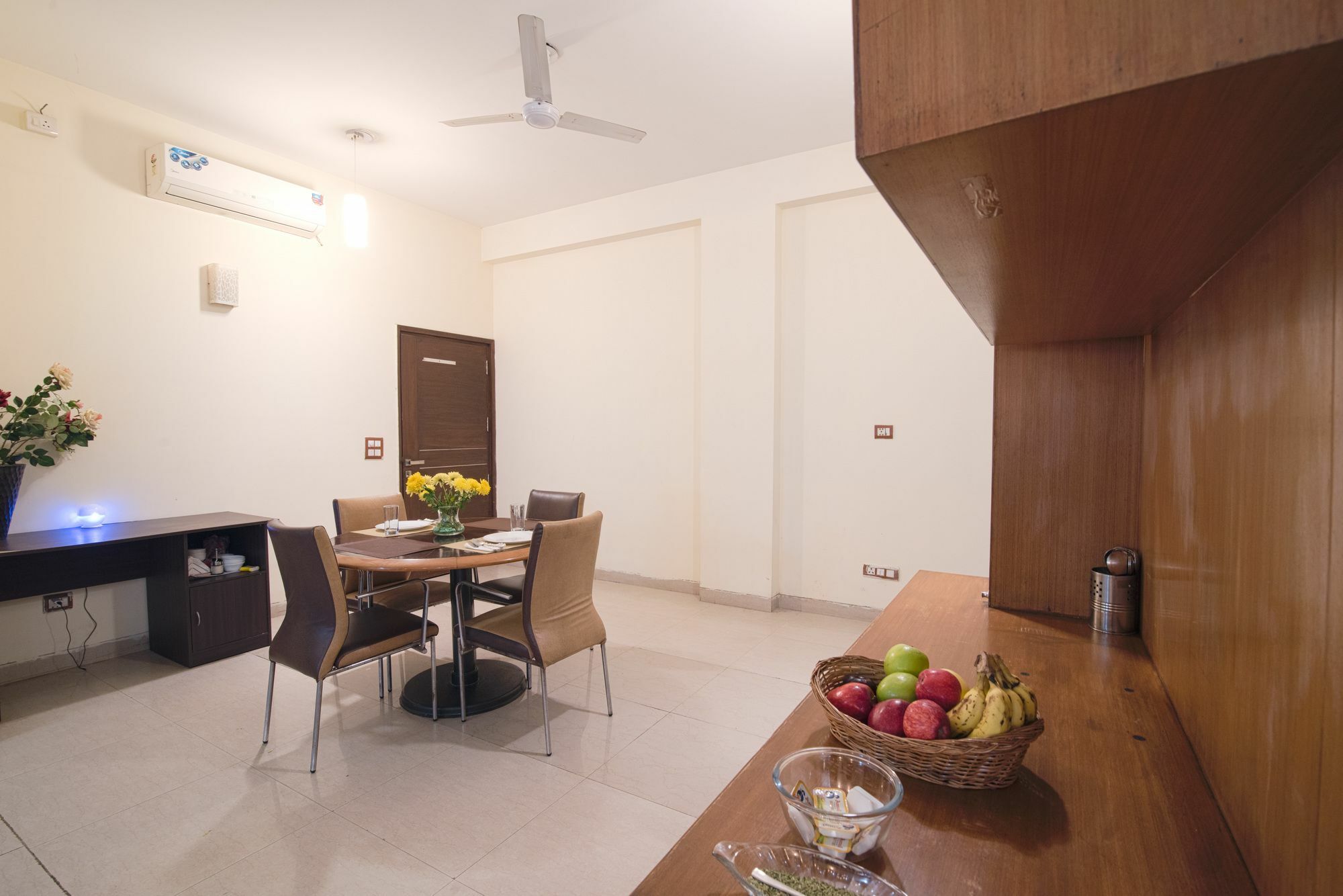 Perch Arbor-Golf Course Road Hotel Gurgaon Exterior photo