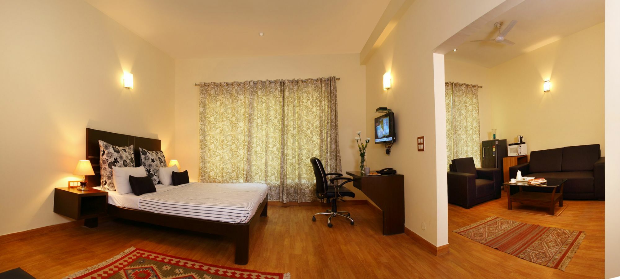 Perch Arbor-Golf Course Road Hotel Gurgaon Exterior photo